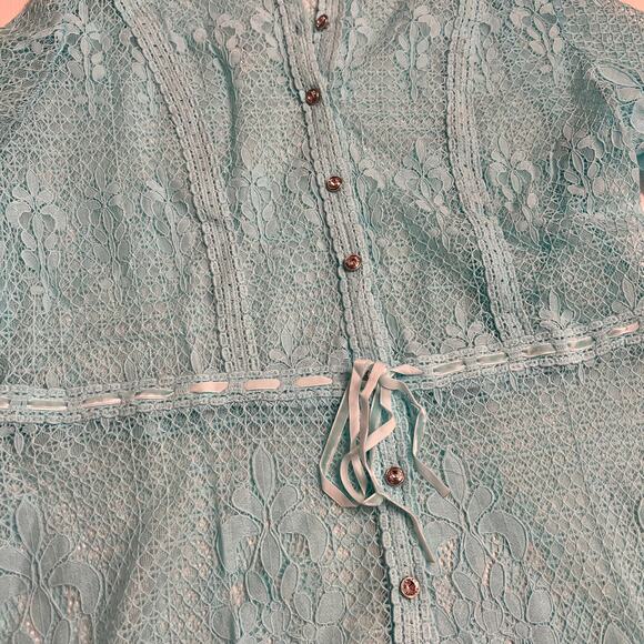 Colleen Lopez Baby Blue Lace Bell Sleeve Dress Size Medium nwt - Picture 6 of 8